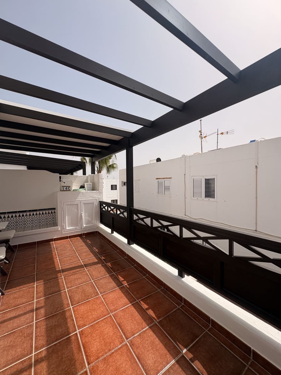 3 chambre Appartement à vendre à Puerto del Carmen avec piscine - 330 000 € (Ref: 9660572)