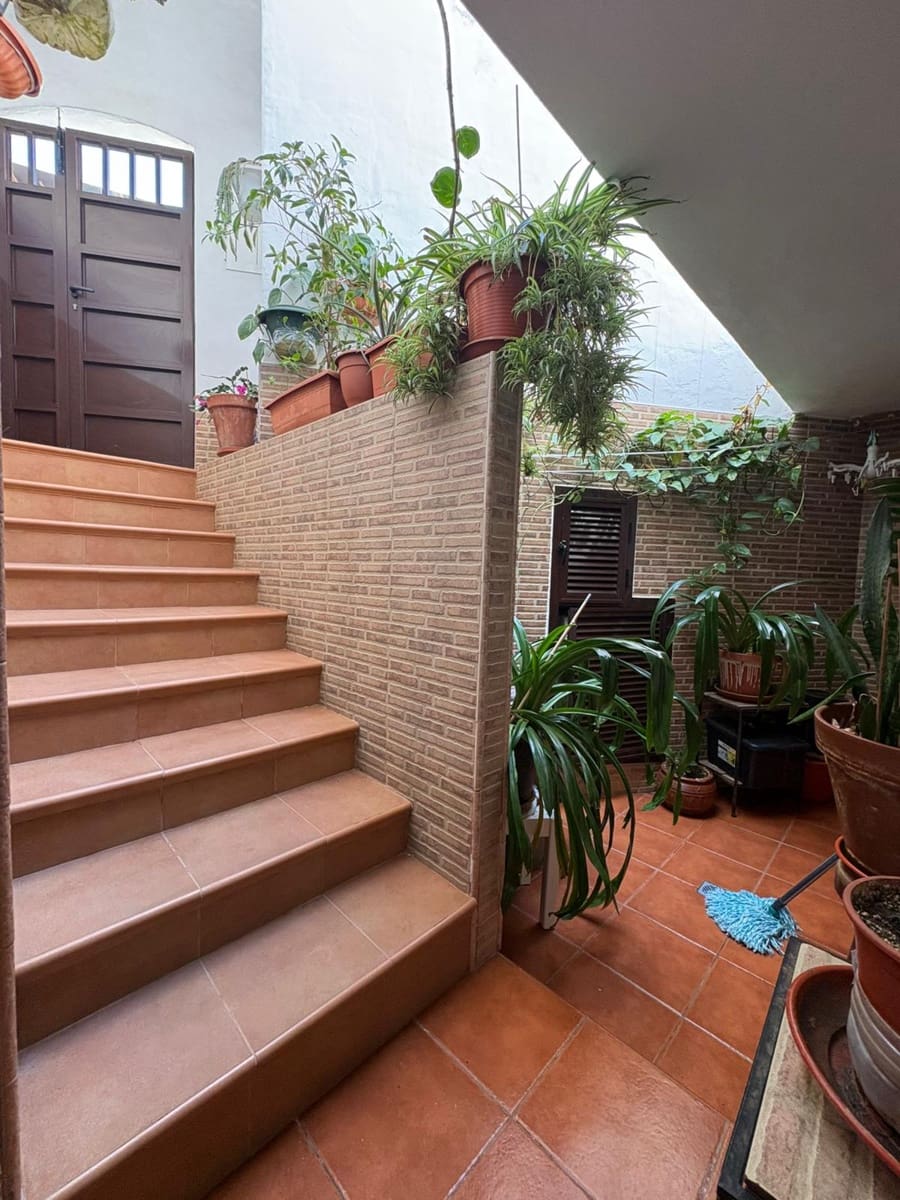 2 soveværelse Lejlighed til salg i Puerto del Carmen - € 270.000 (Ref: 9663324)