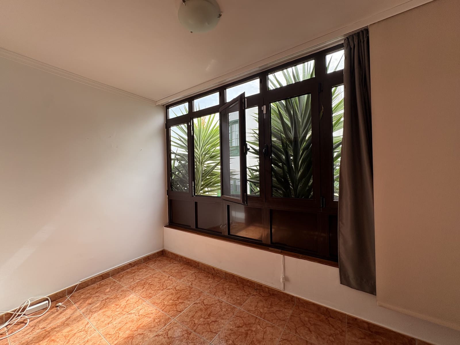 2 soveværelse Lejlighed til salg i Puerto del Carmen - € 270.000 (Ref: 9663324)