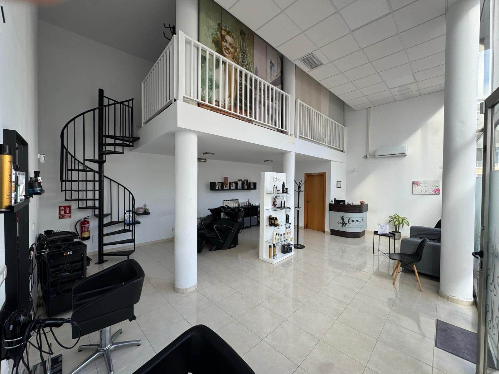 Commercial for sale in Arrecife - € 155,000 (Ref: 9663326)