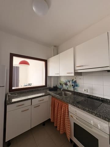 2 slaapkamer Flat te koop in Costa Teguise met zwembad - € 255.000 (Ref: 9665605)