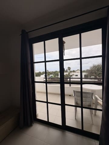2 slaapkamer Flat te koop in Costa Teguise met zwembad - € 255.000 (Ref: 9665605)