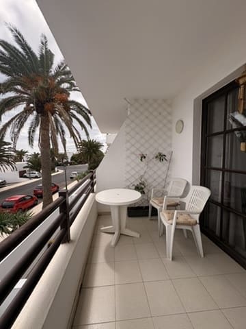 2 slaapkamer Flat te koop in Costa Teguise, Teguise met zwembad - € 255.000 (Ref: 9665605)