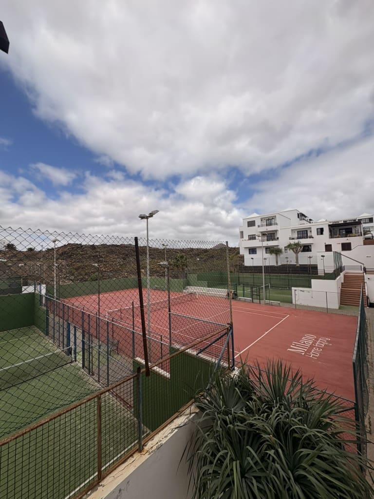 2 slaapkamer Flat te koop in Costa Teguise met zwembad - € 255.000 (Ref: 9665605)