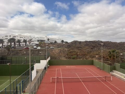 2 slaapkamer Flat te koop in Costa Teguise met zwembad - € 255.000 (Ref: 9665605)