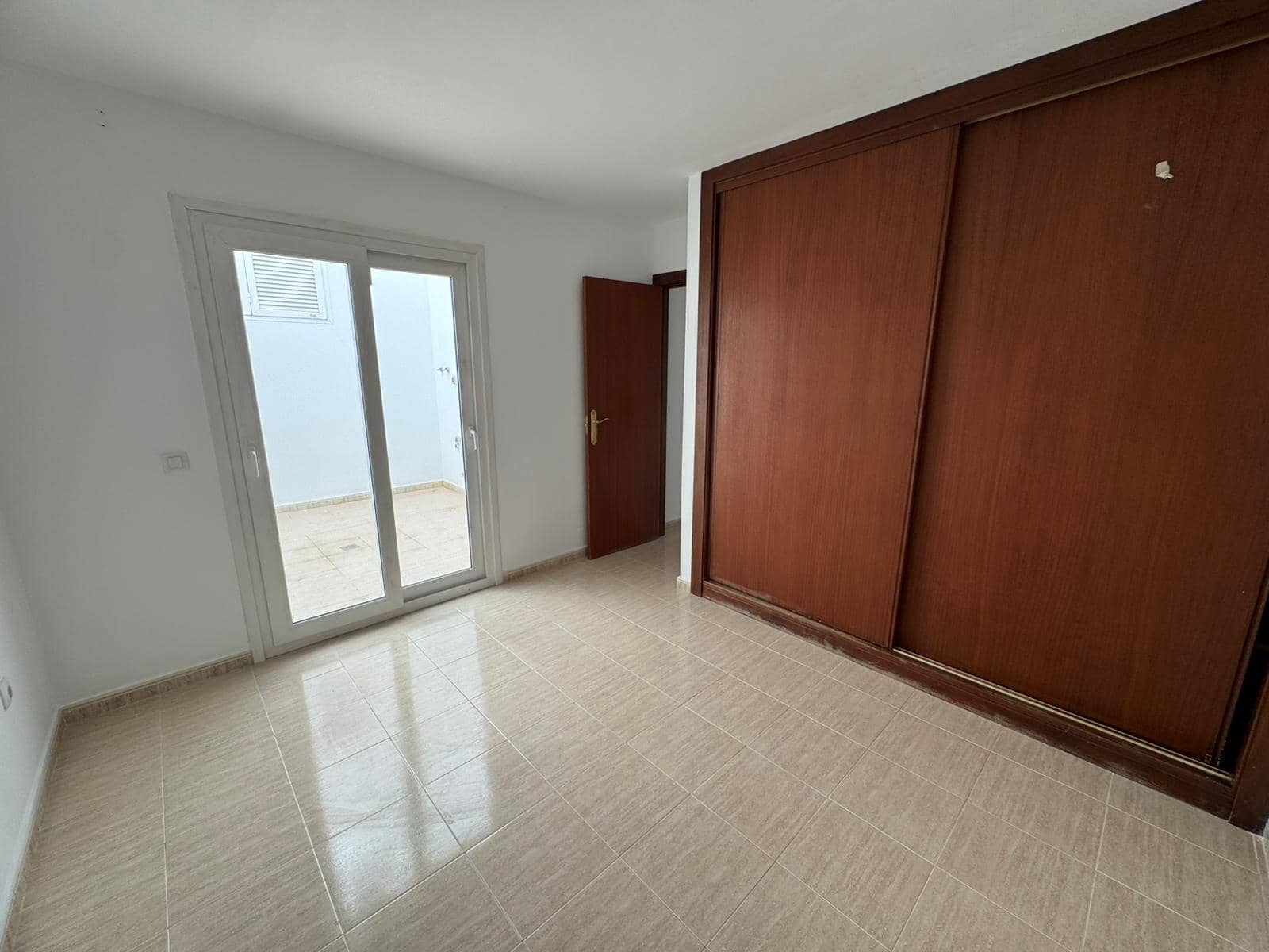 2 bedroom Flat for sale in Tias with garage - € 230,000 (Ref: 9713263)