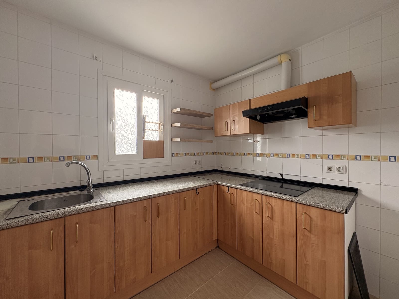 2 bedroom Flat for sale in Tias with garage - € 230,000 (Ref: 9713263)