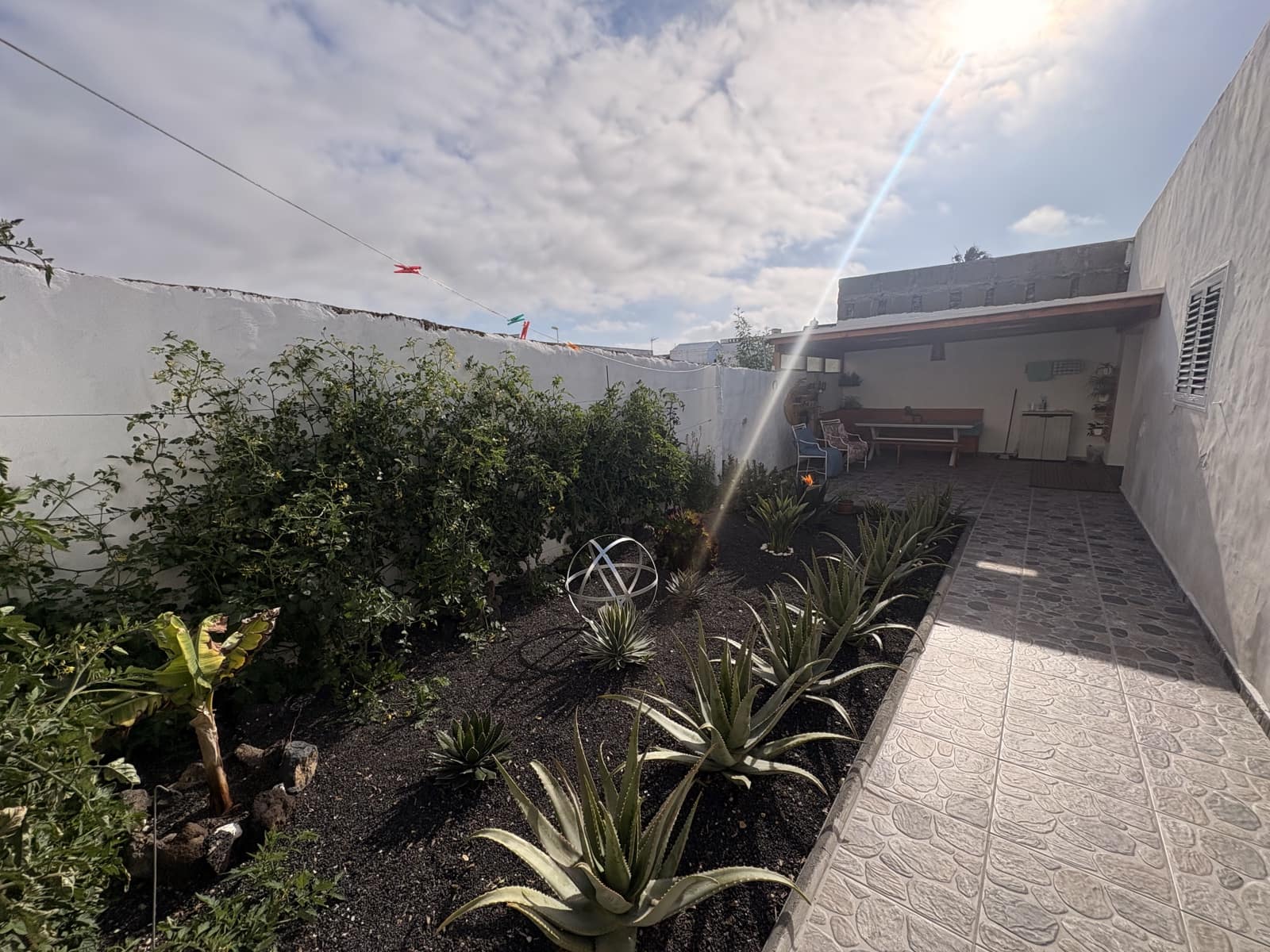 3 bedroom Townhouse for sale in San Bartolome with garage - € 390,000 (Ref: 9720656)