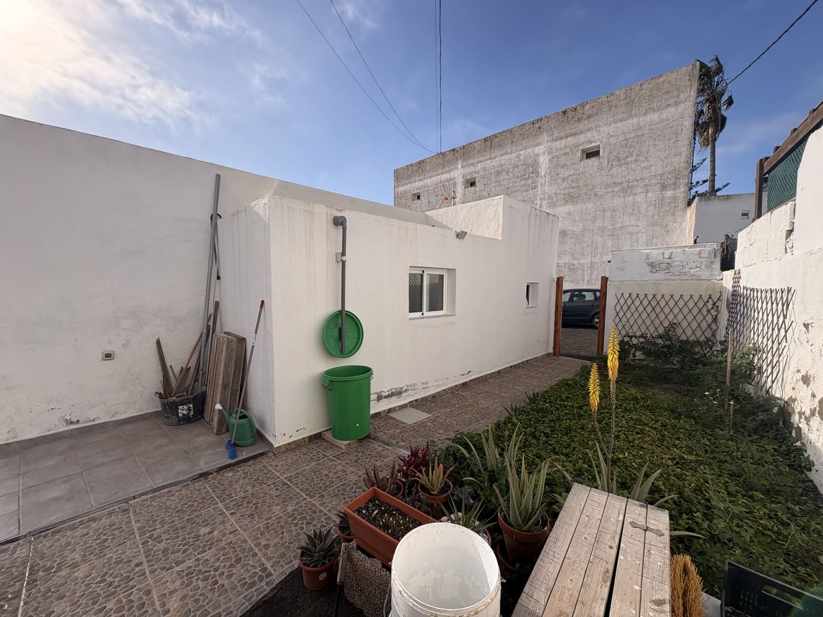 3 bedroom Townhouse for sale in San Bartolome with garage - € 390,000 (Ref: 9720656)