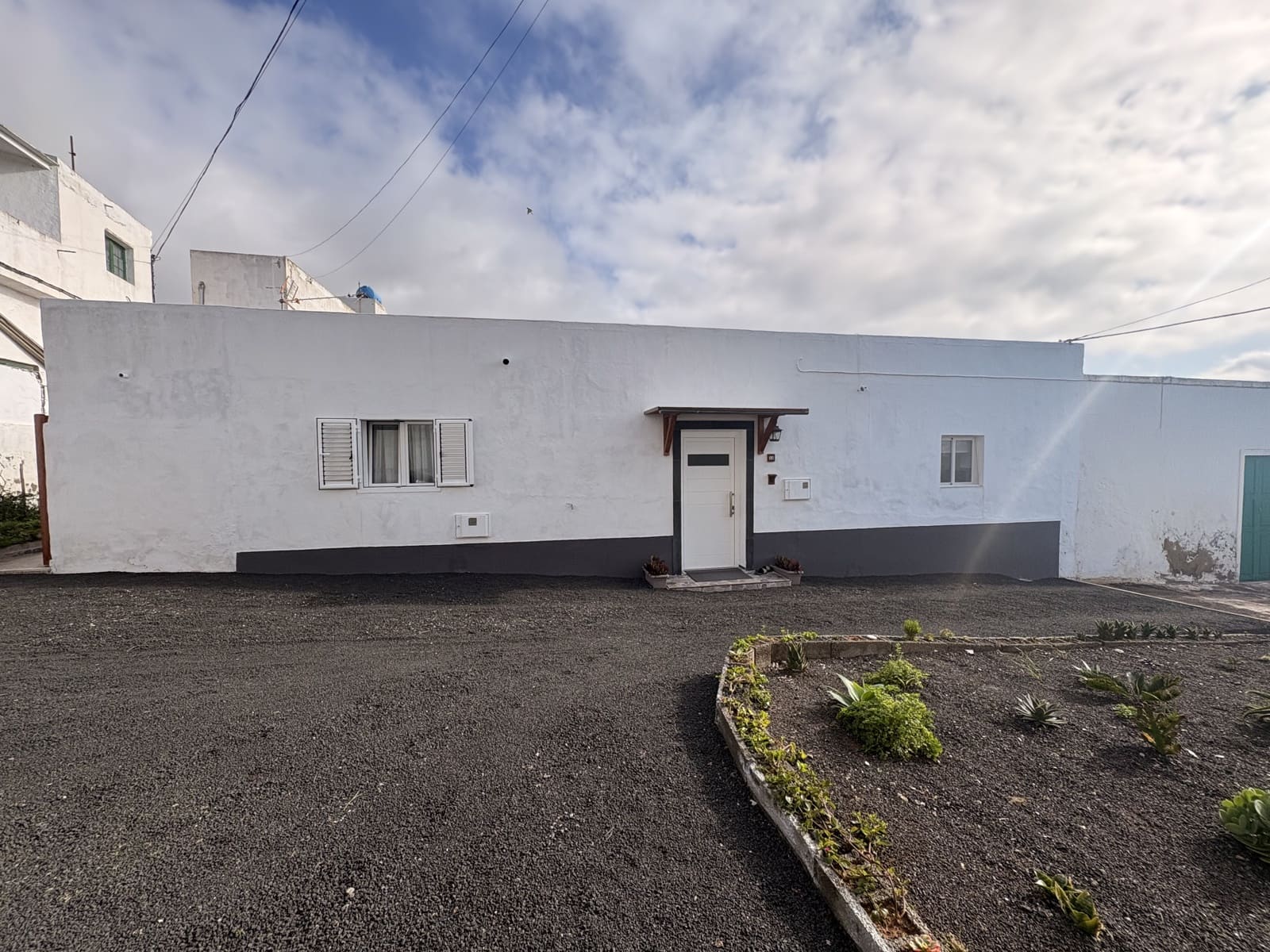 3 bedroom Townhouse for sale in San Bartolome with garage - € 390,000 (Ref: 9720656)