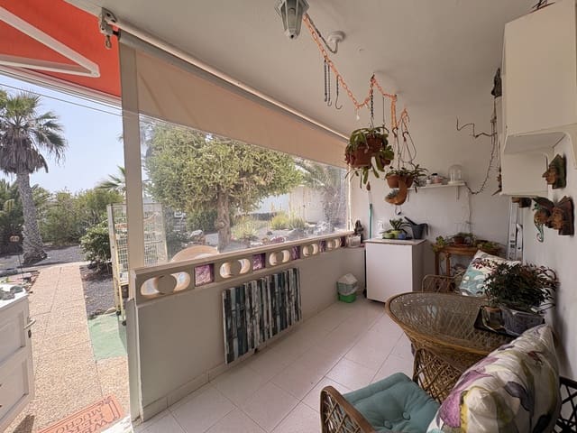 Piso de 1 habitación en Charco del Palo, Haría en venta - 196.000 € (Ref: 9735916)