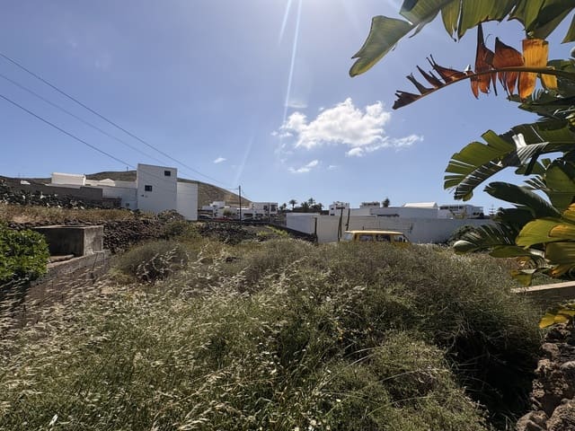 Solar/Parcela en Tinajo en venta - 79.000 € (Ref: 9745202)