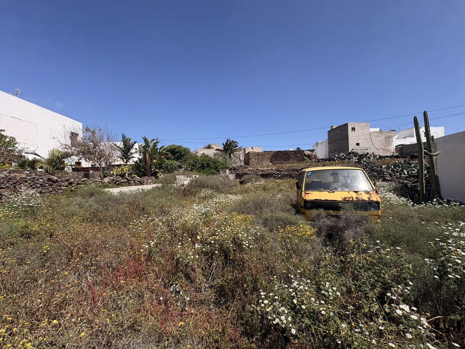 Building Plot for sale in Tinajo - € 79,000 (Ref: 9745202)