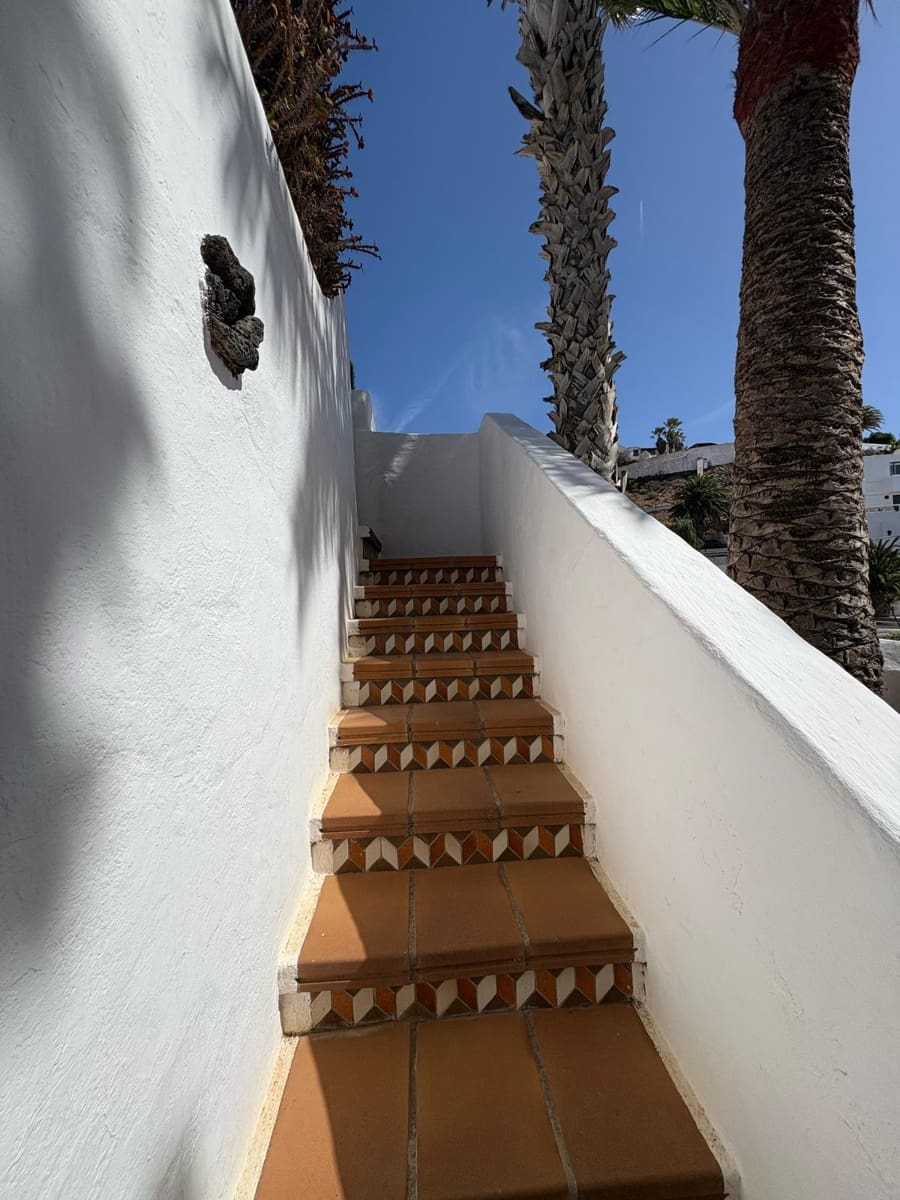 Casa de 4 habitaciones en Nazaret en venta con garaje - 690.000 € (Ref: 9745209)