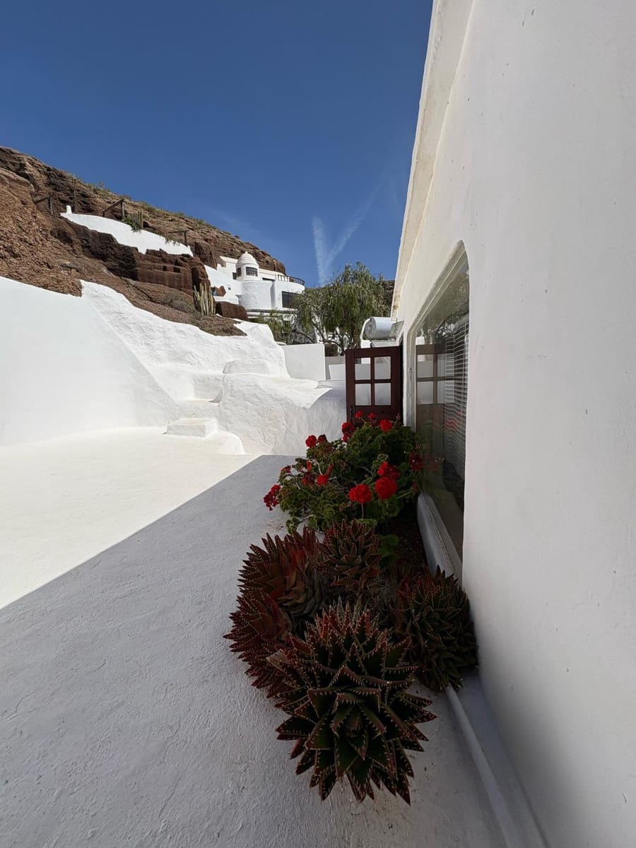 Casa de 4 habitaciones en Nazaret en venta con garaje - 690.000 € (Ref: 9745209)