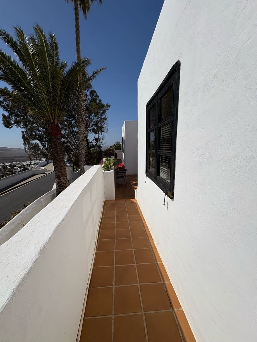 Casa de 4 habitaciones en Nazaret en venta con garaje - 690.000 € (Ref: 9745209)