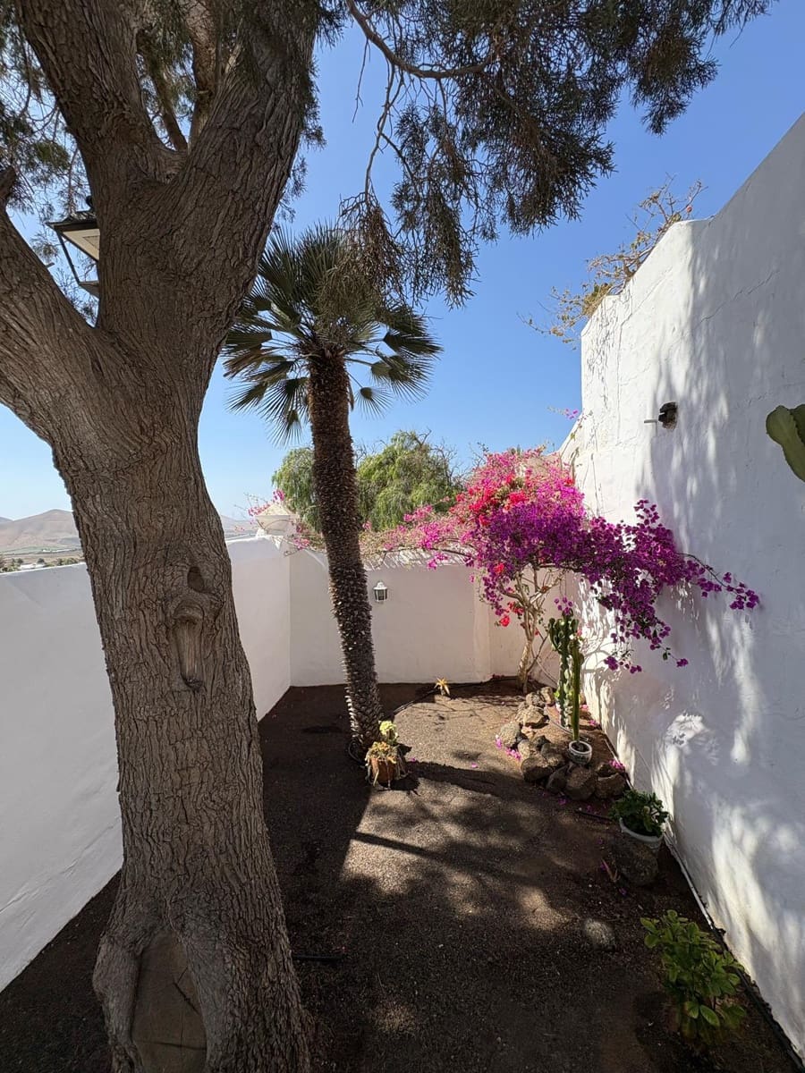 Casa de 4 habitaciones en Nazaret en venta con garaje - 690.000 € (Ref: 9745209)