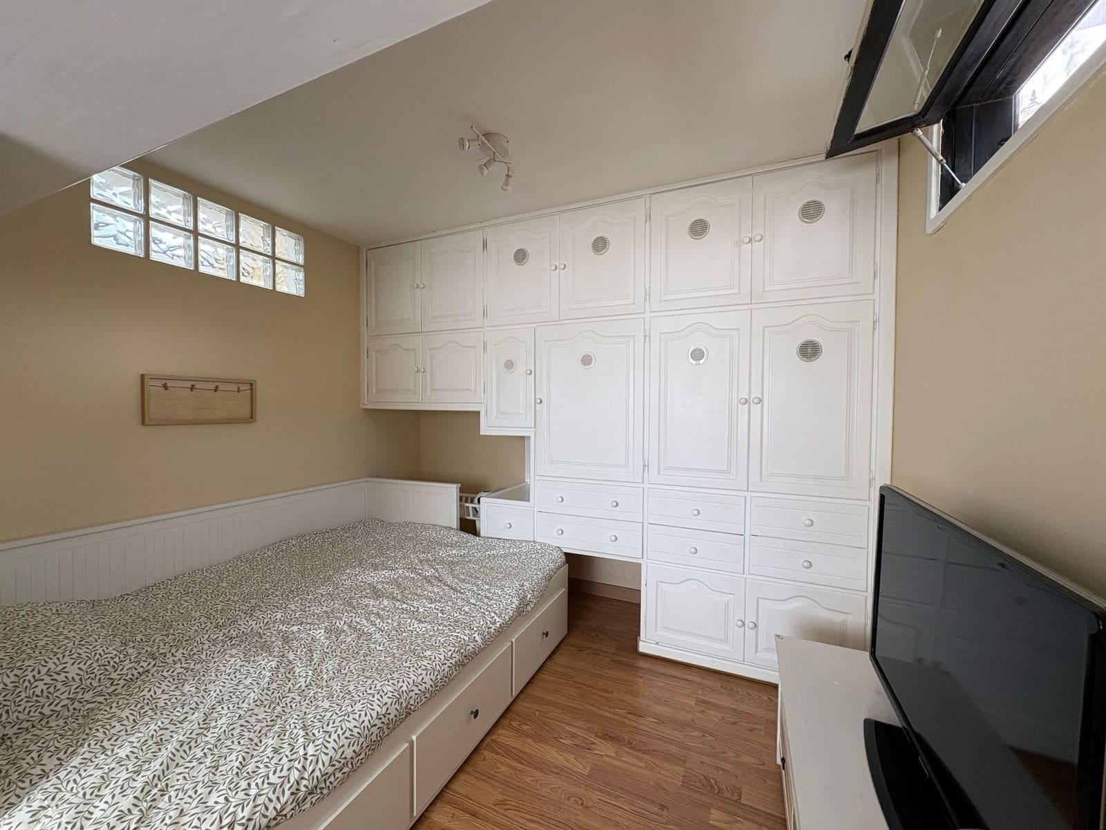 Casa de 4 habitaciones en Nazaret en venta con garaje - 690.000 € (Ref: 9745209)