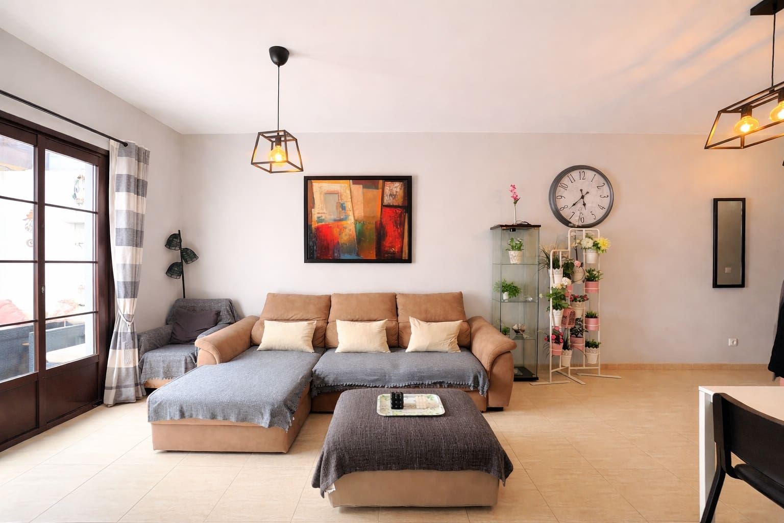 2 slaapkamer Flat te koop in Costa Teguise met zwembad garage - € 275.000 (Ref: 9782485)