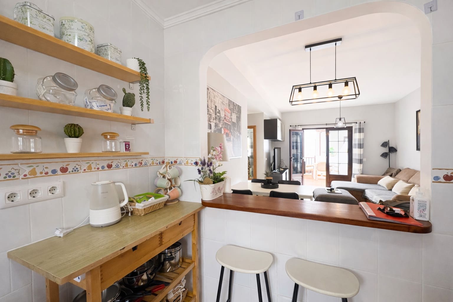 2 slaapkamer Flat te koop in Costa Teguise met zwembad garage - € 275.000 (Ref: 9782485)