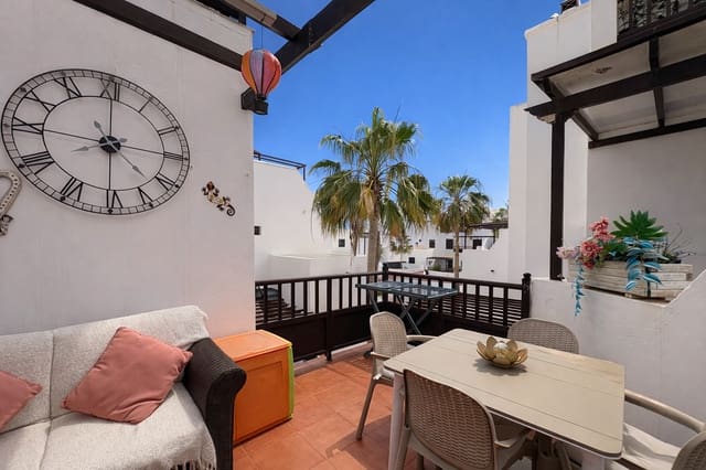 2 slaapkamer Flat te koop in Costa Teguise, Teguise met zwembad garage - € 275.000 (Ref: 9782485)