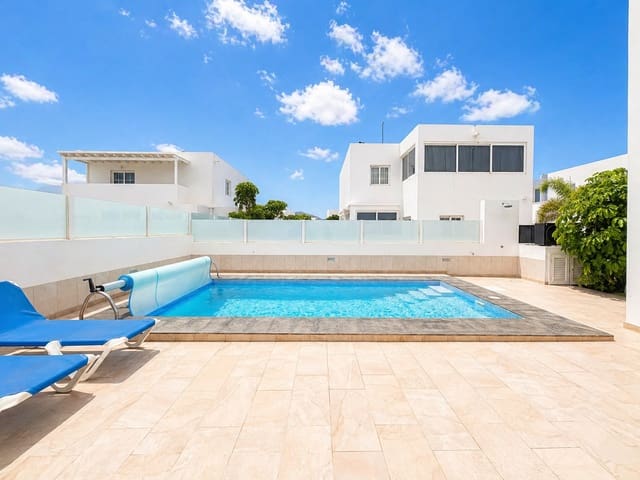3 camera da letto Villa in vendita in Playa Blanca, Yaiza con piscina garage - 495.000 € (Rif: 9803865)
