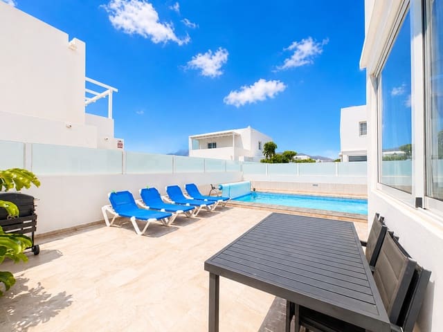 3 camera da letto Villa in vendita in Playa Blanca, Yaiza con piscina garage - 495.000 € (Rif: 9803865)
