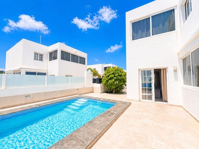 3 camera da letto Villa in vendita in Playa Blanca, Yaiza con piscina garage - 495.000 € (Rif: 9803865)