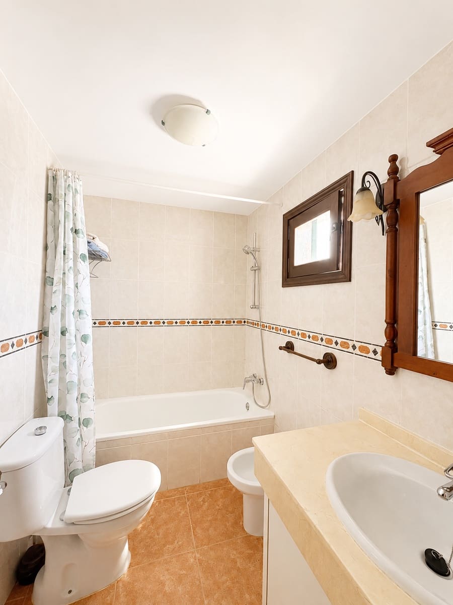 3 Zimmer Villa zu verkaufen in Costa Teguise mit Garage - 375.000 € (Ref: 9826867)