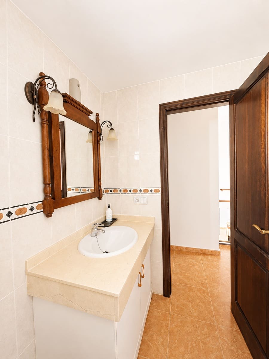3 Zimmer Villa zu verkaufen in Costa Teguise mit Garage - 375.000 € (Ref: 9826867)