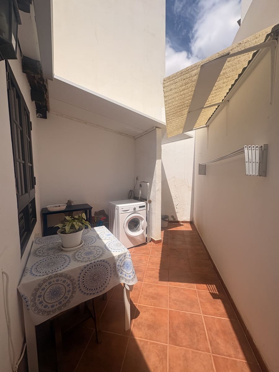 3 Zimmer Villa zu verkaufen in Costa Teguise mit Garage - 375.000 € (Ref: 9826867)