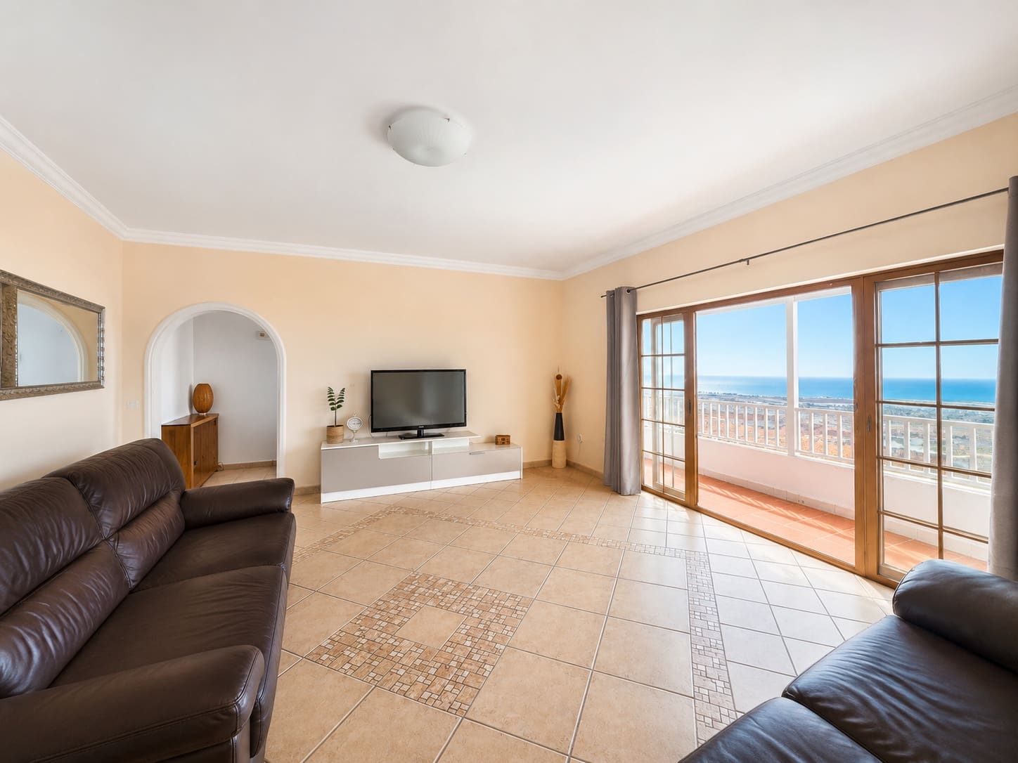 3 chambre Villa/Maison à vendre à Guime avec piscine garage - 680 000 € (Ref: 9872785)