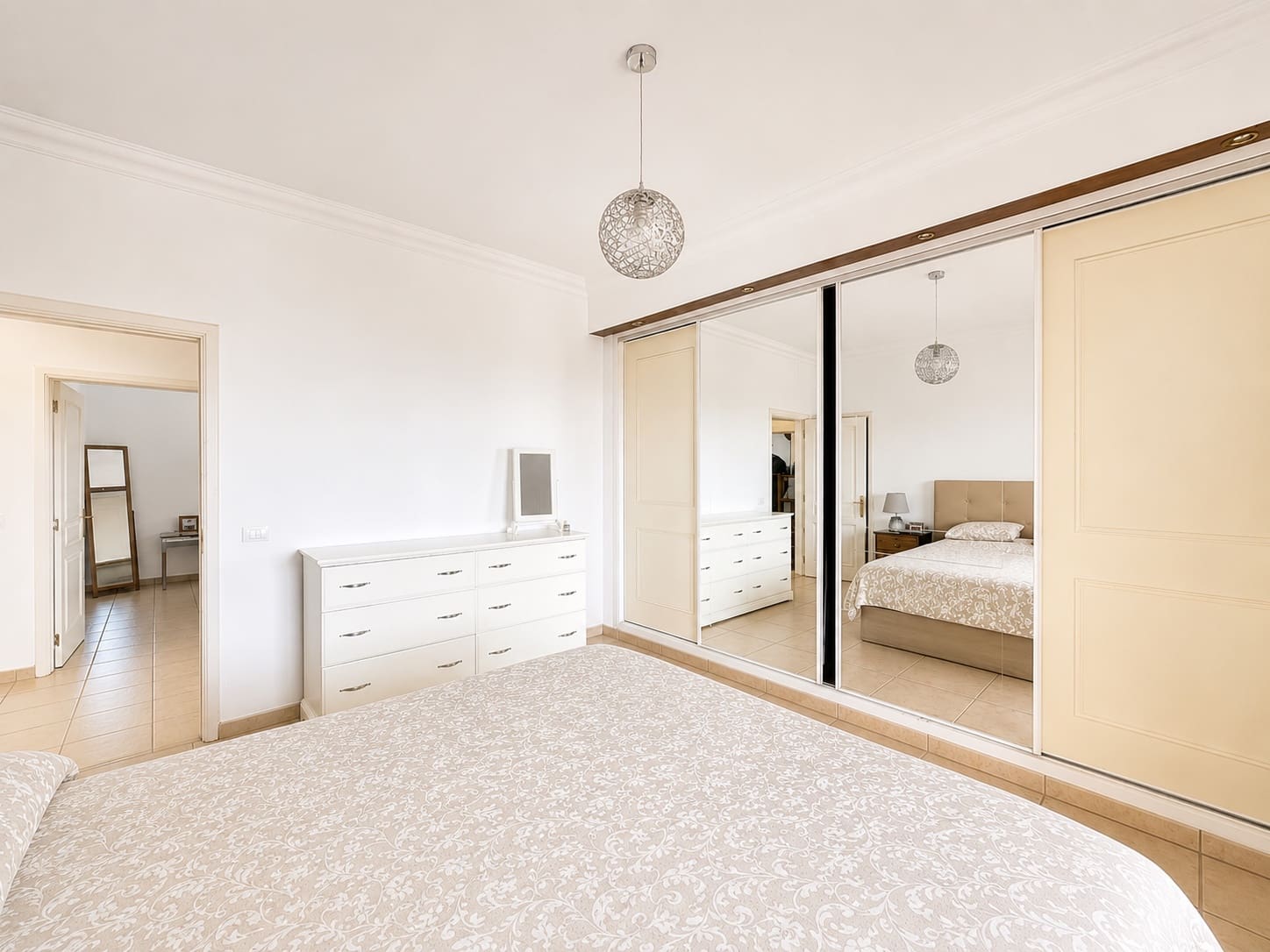 3 chambre Villa/Maison à vendre à Guime avec piscine garage - 680 000 € (Ref: 9872785)
