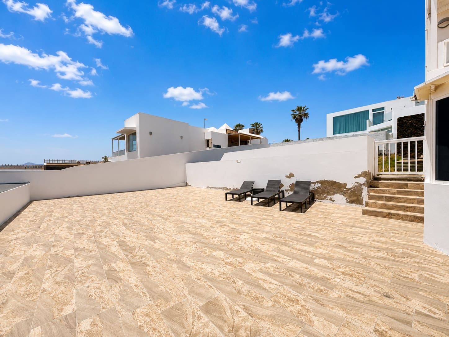 3 chambre Villa/Maison à vendre à Guime avec piscine garage - 680 000 € (Ref: 9872785)