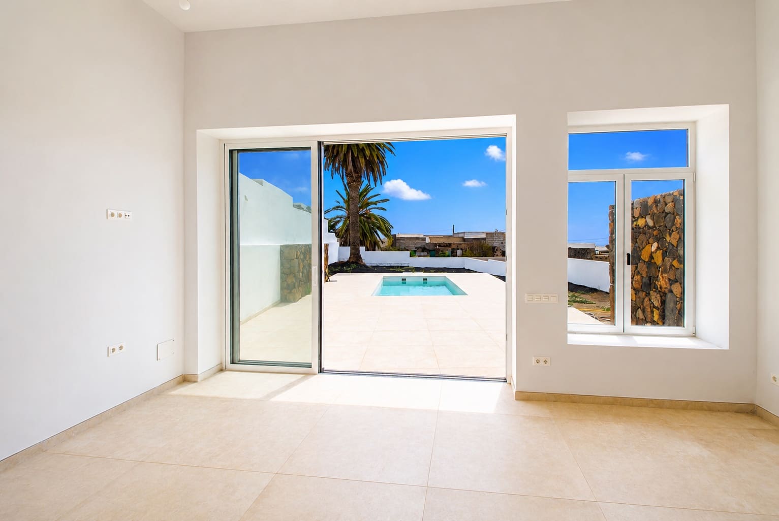 3 bedroom Townhouse for sale in Maguez with pool garage - € 395,000 (Ref: 9944826)
