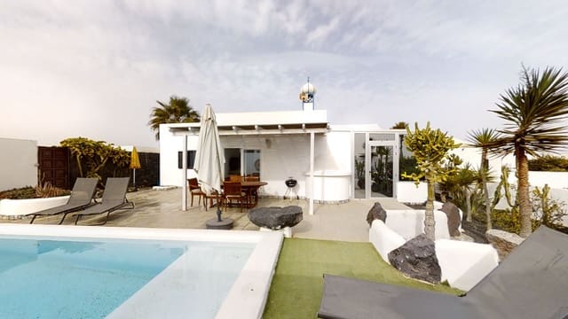 4 soverom Villa til salgs i Charco del Palo, Haría med svømmebasseng garasje - € 475 000 (Ref: 9962597)
