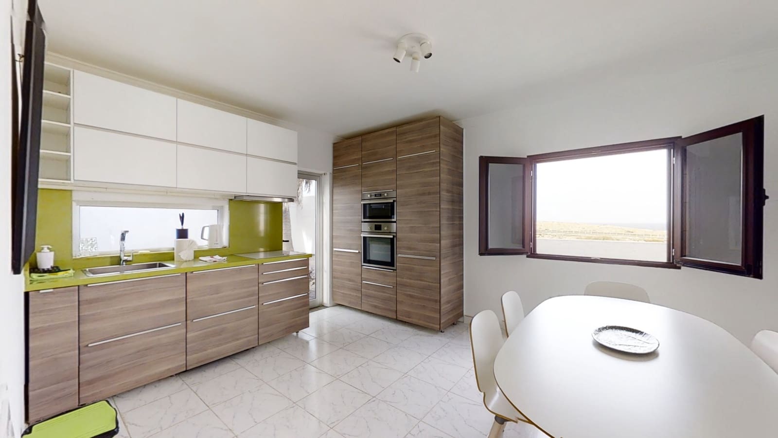4 sovrum Villa till salu i Charco del Palo med pool garage - 475 000 € (Ref: 9962597)