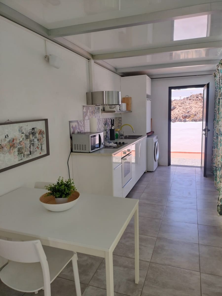 4 sovrum Villa till salu i Charco del Palo med pool garage - 475 000 € (Ref: 9962597)