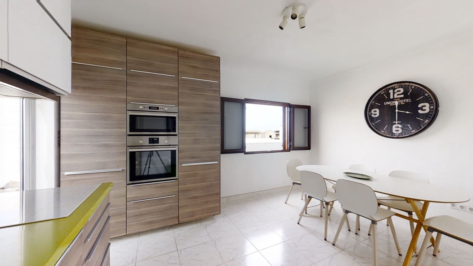 4 sovrum Villa till salu i Charco del Palo med pool garage - 475 000 € (Ref: 9962597)