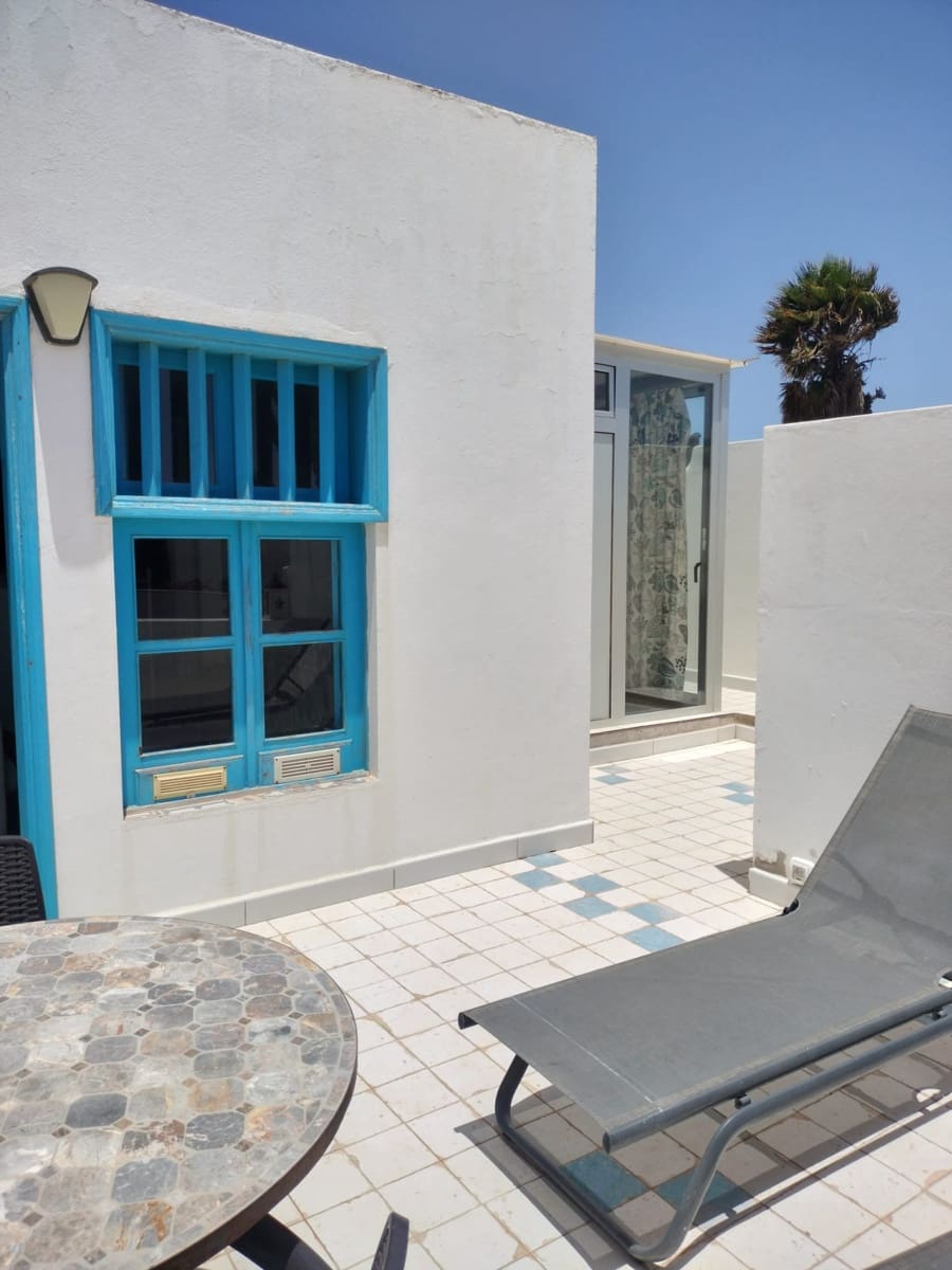4 sovrum Villa till salu i Charco del Palo med pool garage - 475 000 € (Ref: 9962597)