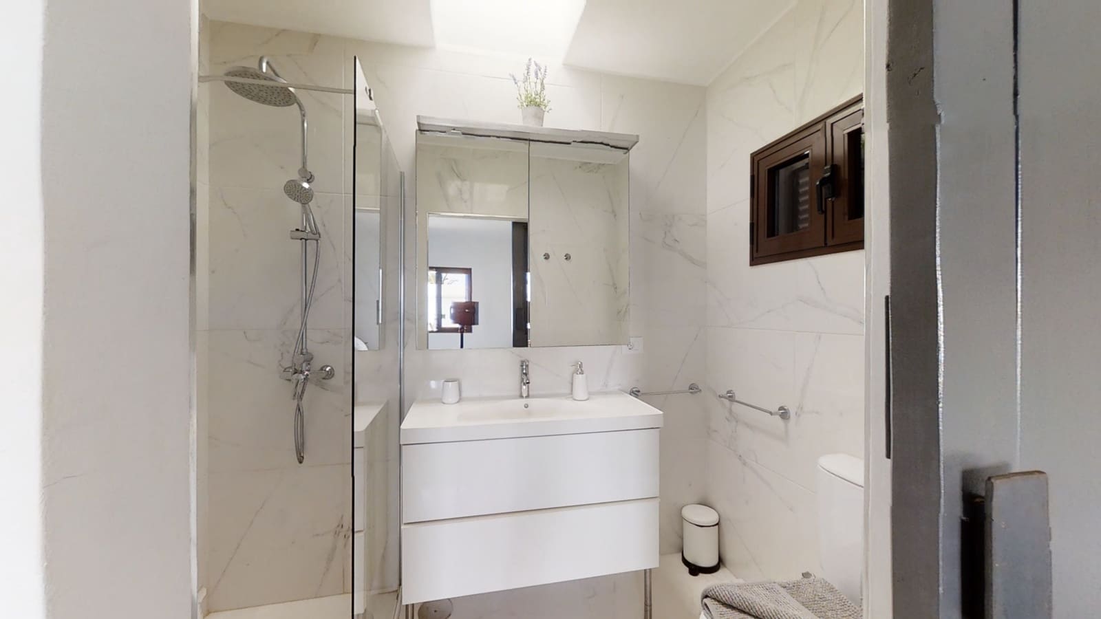 4 sovrum Villa till salu i Charco del Palo med pool garage - 475 000 € (Ref: 9962597)