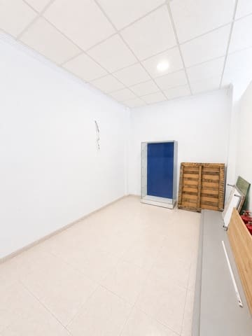 Kommersiell til salgs i Arrecife - € 179 900 (Ref: 9962609)