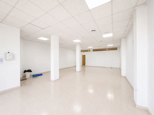 Kommersiell til salgs i Arrecife - € 179 900 (Ref: 9962609)