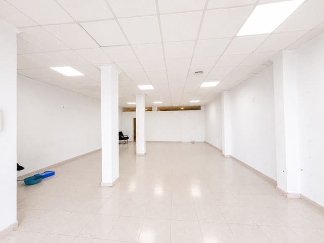 Kommersiell til salgs i Arrecife - € 179 900 (Ref: 9962609)