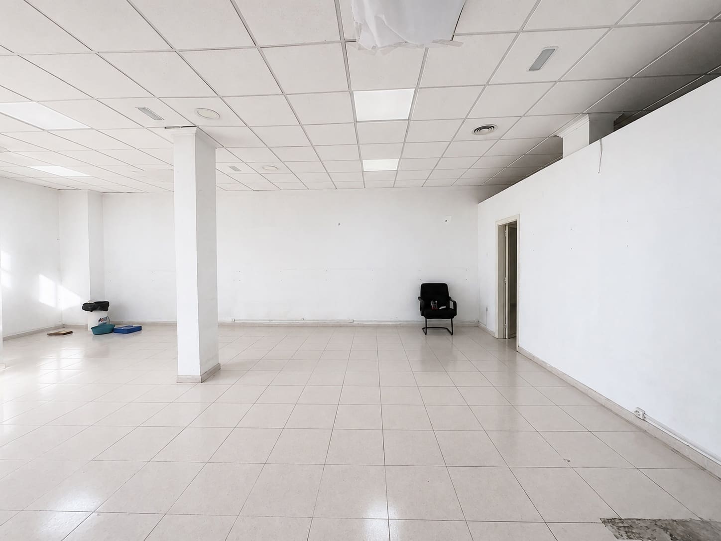 Comercial para venda em Arrecife - 179 900 € (Ref: 9962609)