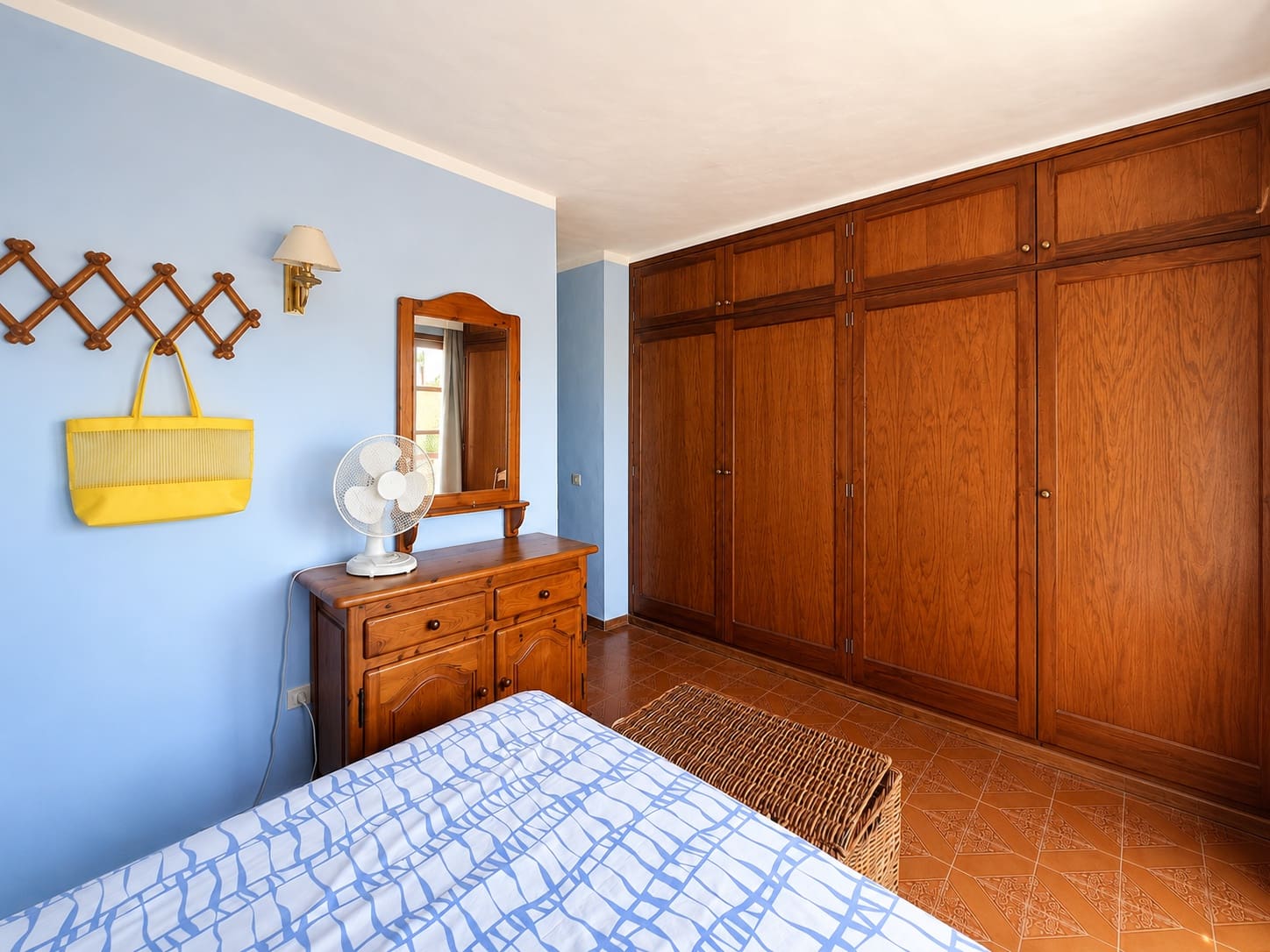 3 bedroom Semi-detached Villa for sale in Puerto del Carmen with garage - € 383,000 (Ref: 9999909)