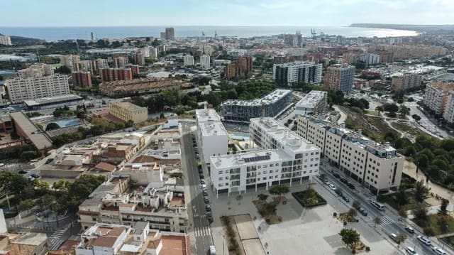 3 sovrum Lägenhet till salu i San Agustín, Alicante stad med pool garage - 261 000 € (Ref: 8941960)