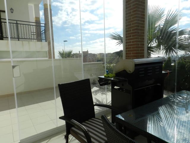 3 soveværelse Lejlighed til leje i Los Secanos, Guardamar del Segura med swimmingpool garage - € 1.600 (Ref: 8973819)