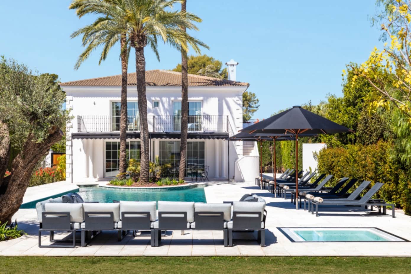 10 bedroom Villa for sale in Denia - € 3,800,000 (Ref: 9547204)