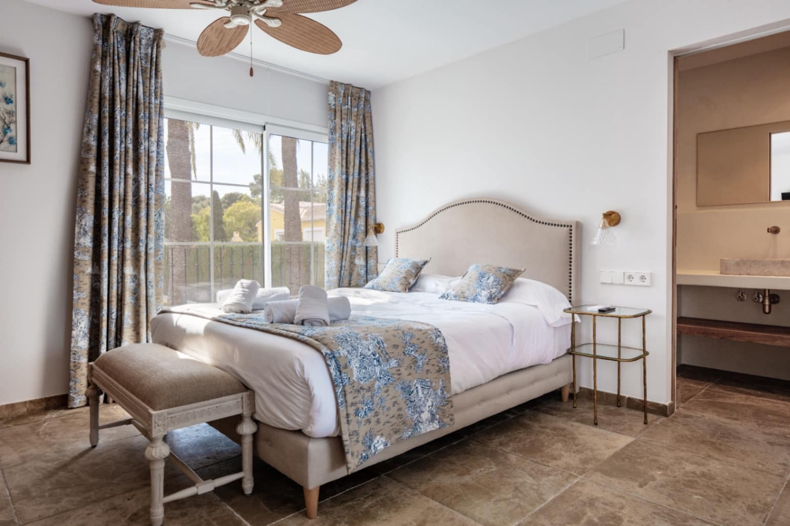 10 bedroom Villa for sale in Denia - € 3,800,000 (Ref: 9547204)